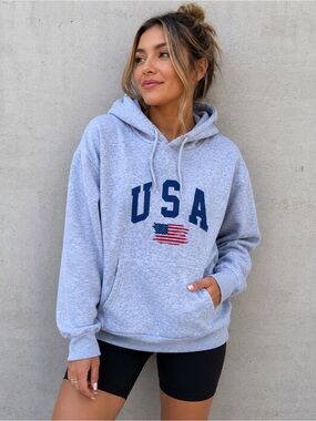 SHEIN USA Graphic Hoodie – Gray Oversized Pullover Sweatshirt – Size Small